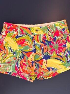Lilly Pulitzer Shorts - Callahan style Tropical Floral Women’s Size 10